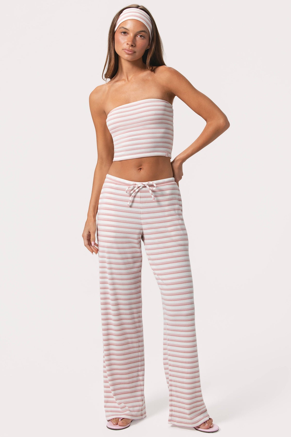 Chic Ribbed Jersey Low-Rise Trousers in Pink Stripe