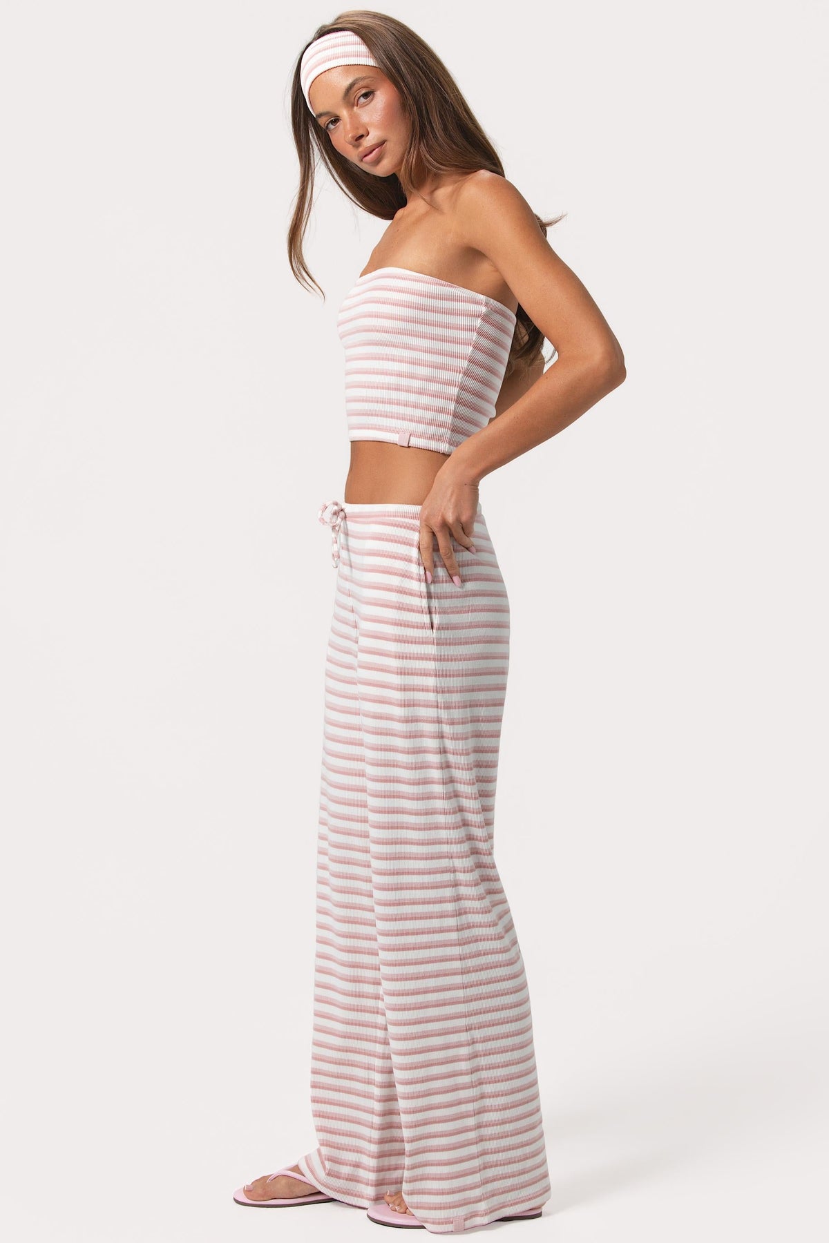Chic Ribbed Jersey Low-Rise Trousers in Pink Stripe