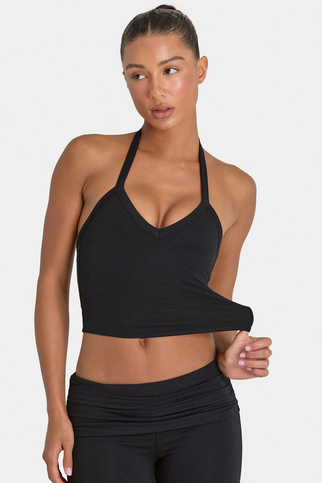 Chic ButterCloud Crop Tank Top in Black