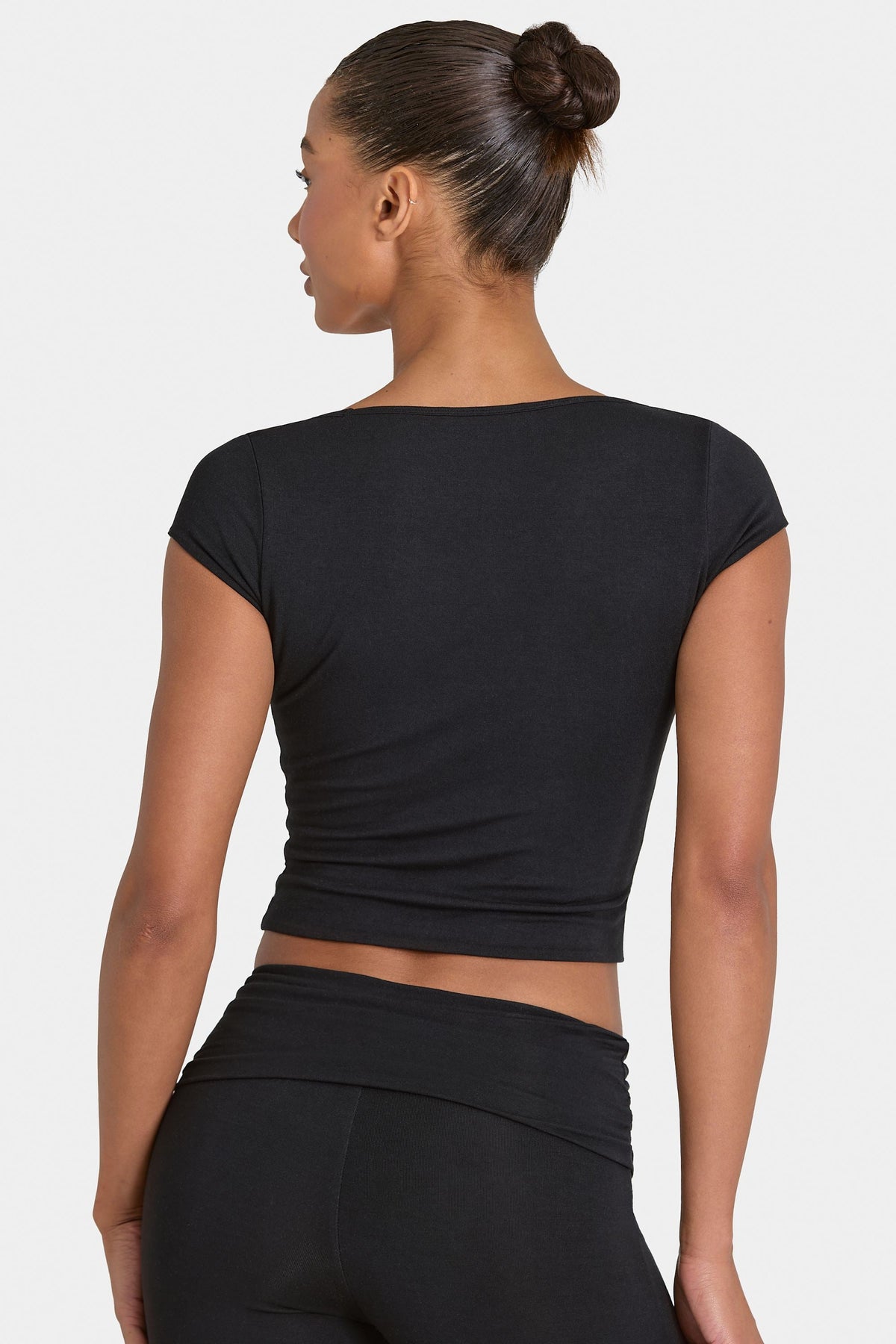 Chic ButterCloud Crop Top in Black