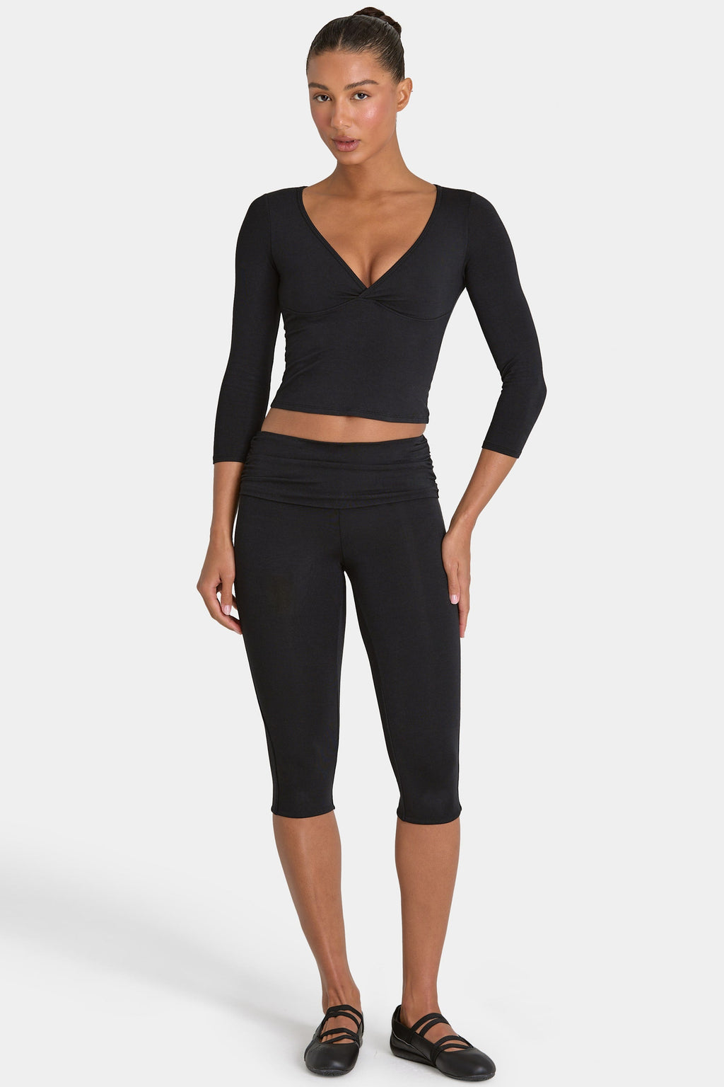 Chic ButterCloud Capri Leggings in Black
