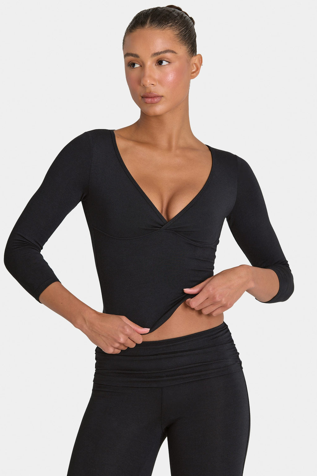 Chic ButterCloud 34 Sleeve Top in Black