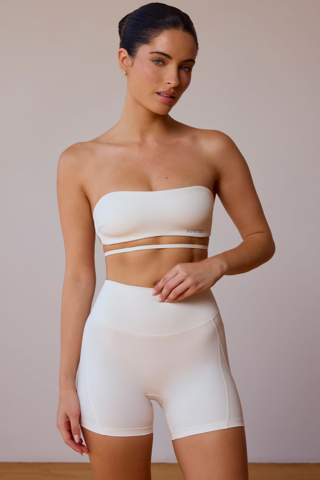Chic Cross-Back Bandeau Bra in Soft White