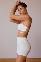 Chic Cross-Back Bandeau Bra in Soft White