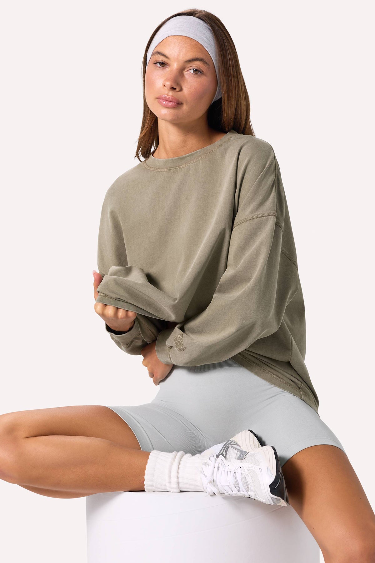 Chic Acid Wash Long-Sleeve Oversized T-Shirt in Light Green
