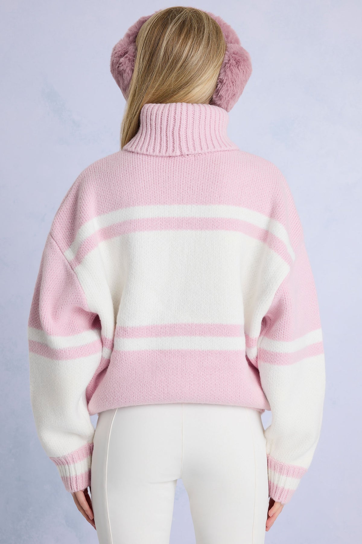 Chic Knit Turtleneck Oversized Jumper in Powder Pink