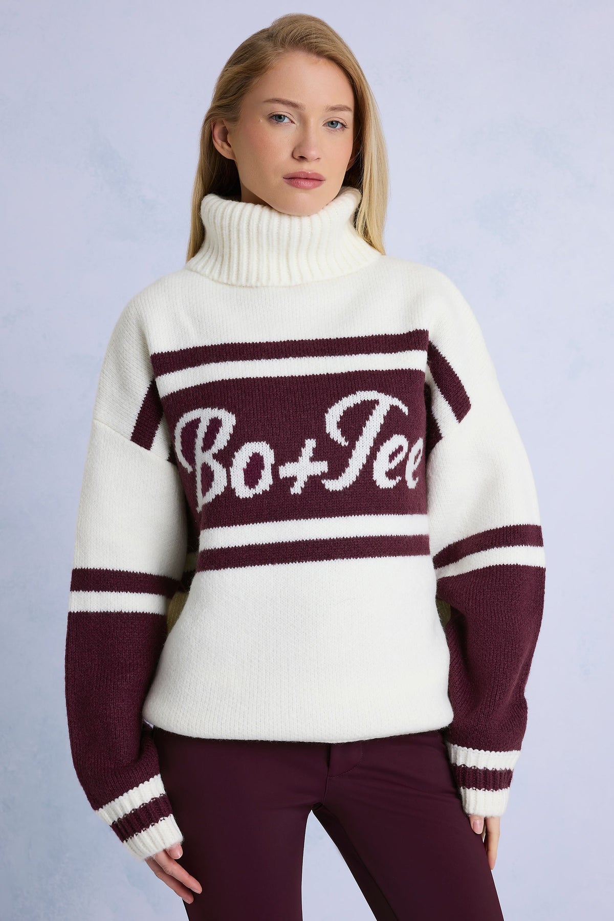 Chic Knit Turtleneck Oversized Jumper in Burgundy
