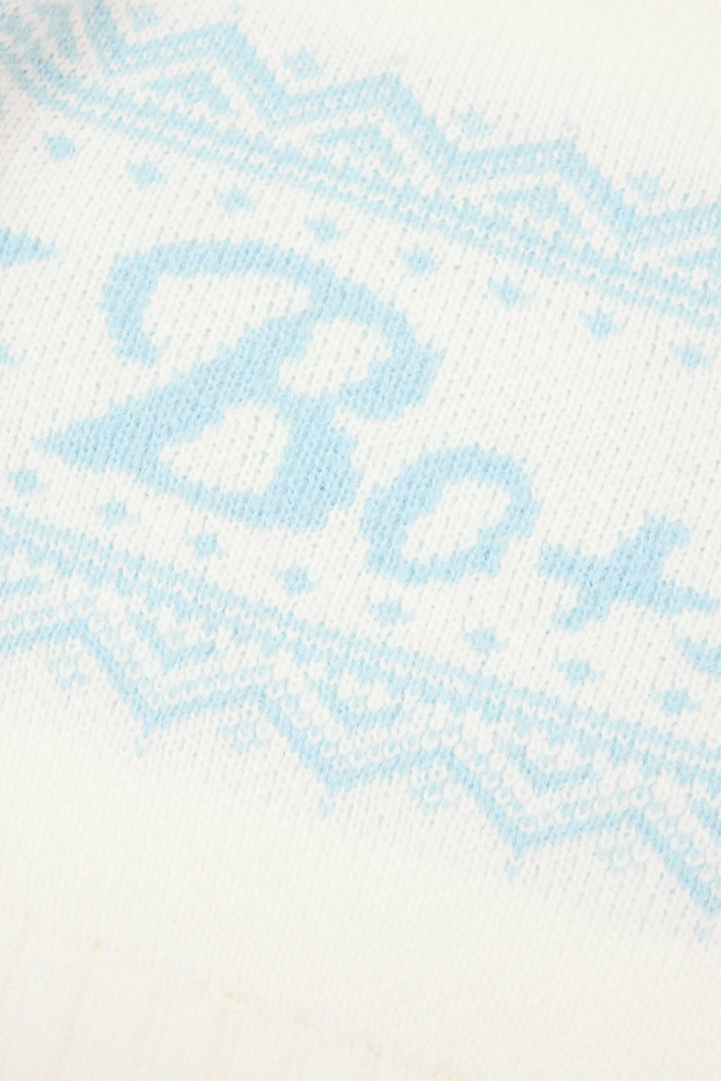 Chic Jacquard-Knit Cropped Jumper in Ivory