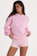 Chic Ribbed Knit Oversized Jumper in Pale Pink