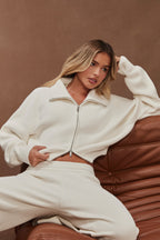 Chic Ribbed Knit Zip-Up Cropped Sweatshirt in Ivory