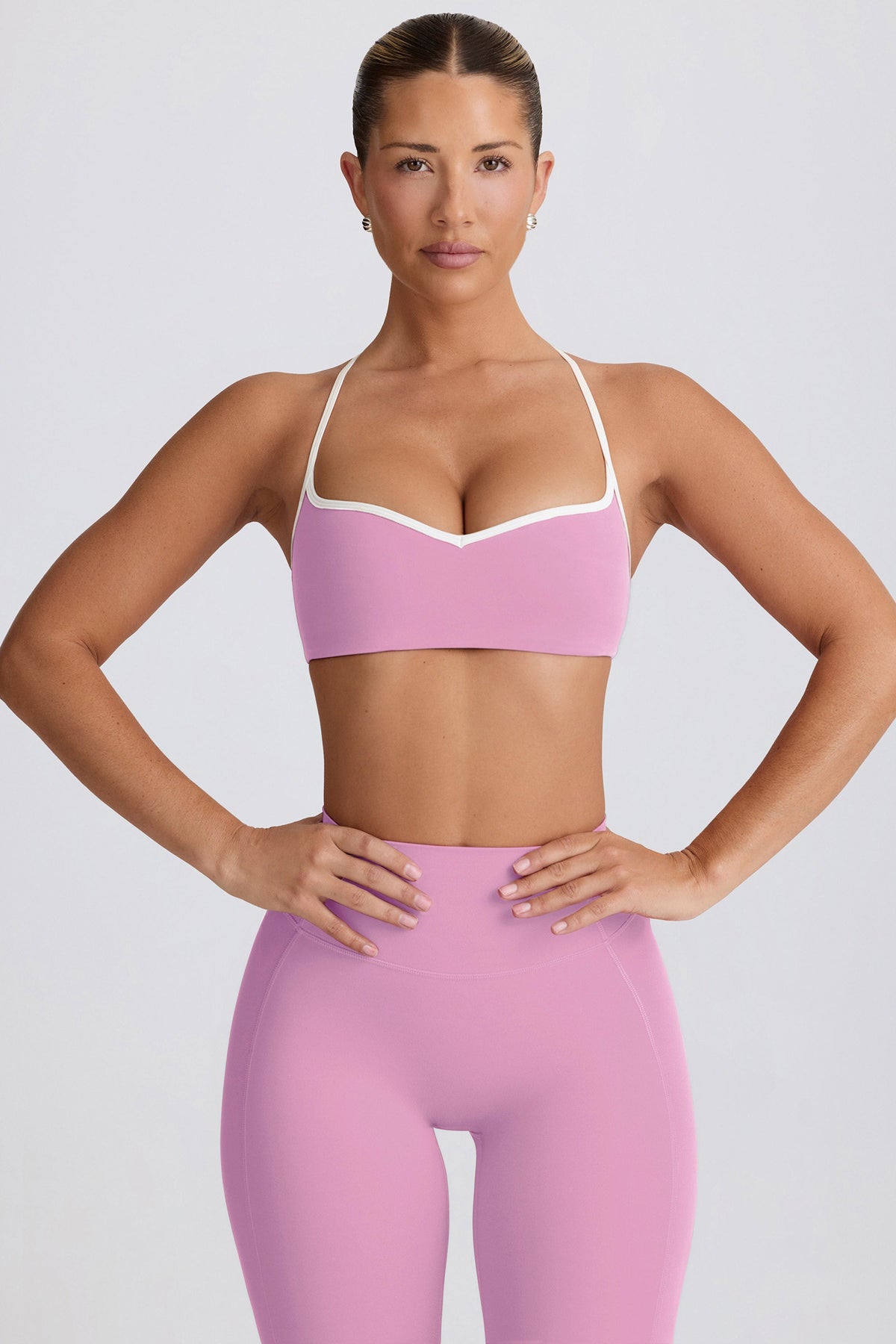 Chic Soft Active Sweetheart-Neck Sports Bra in Dusty Pink
