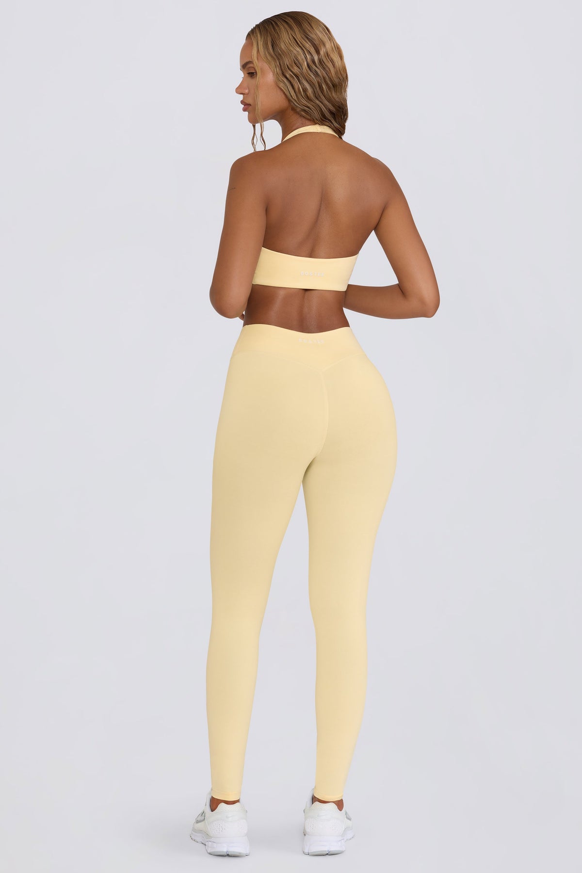 Chic Brushed Jersey Ruched Mid-Rise Leggings in Lemon Marl