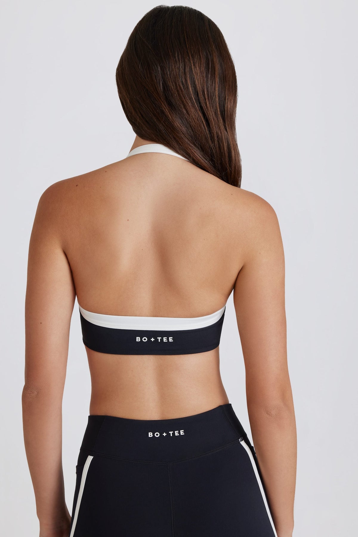 Chic Soft Active Twist-Front Halterneck Sports Bra in Black