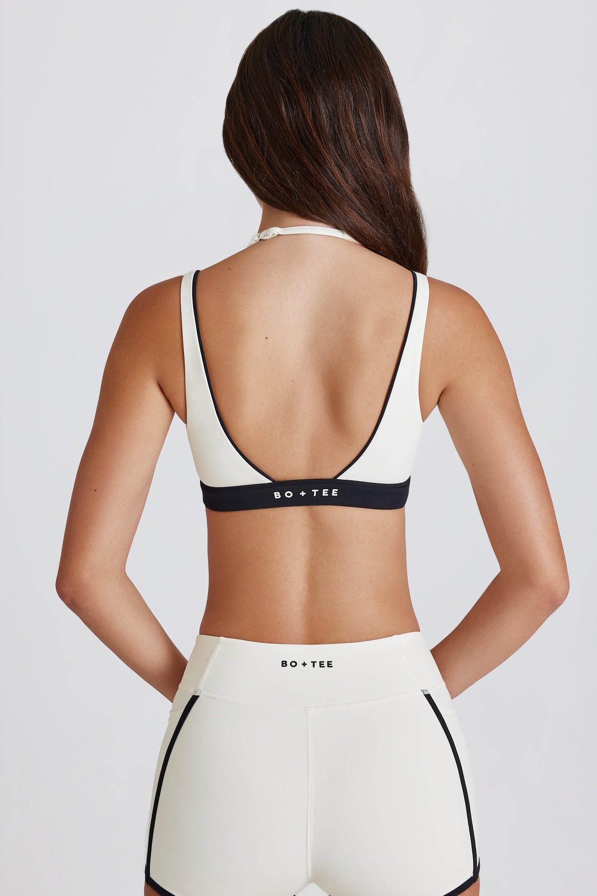 Chic Soft Active Layered Sports Bra in Coconut