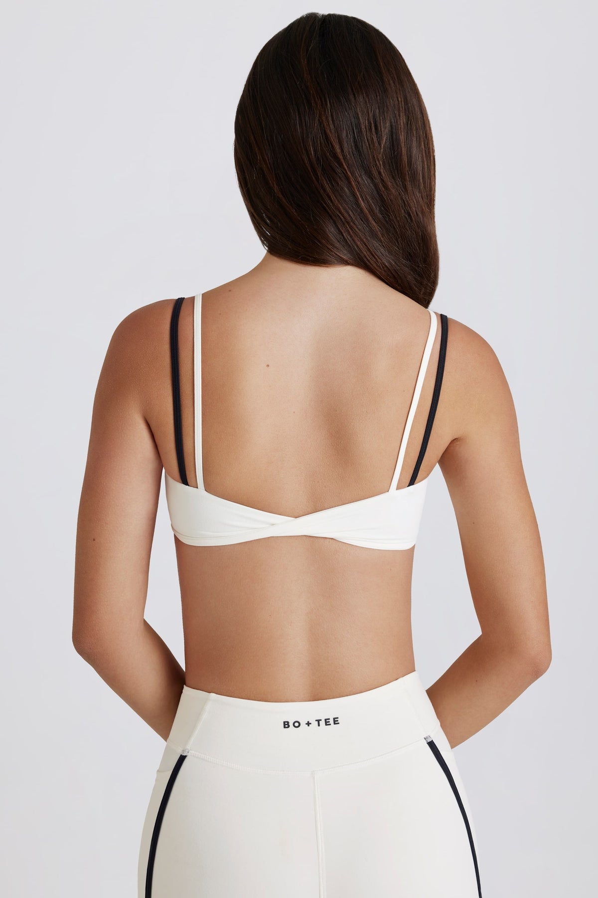 Chic Soft Active Twist-Back Layered Sports Bra in Coconut