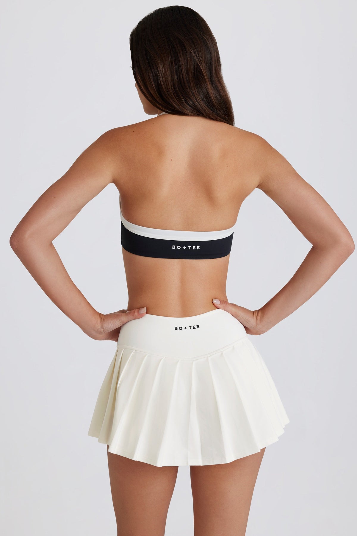 Chic Soft Active Low-Rise Pleated Tennis Skort in Coconut