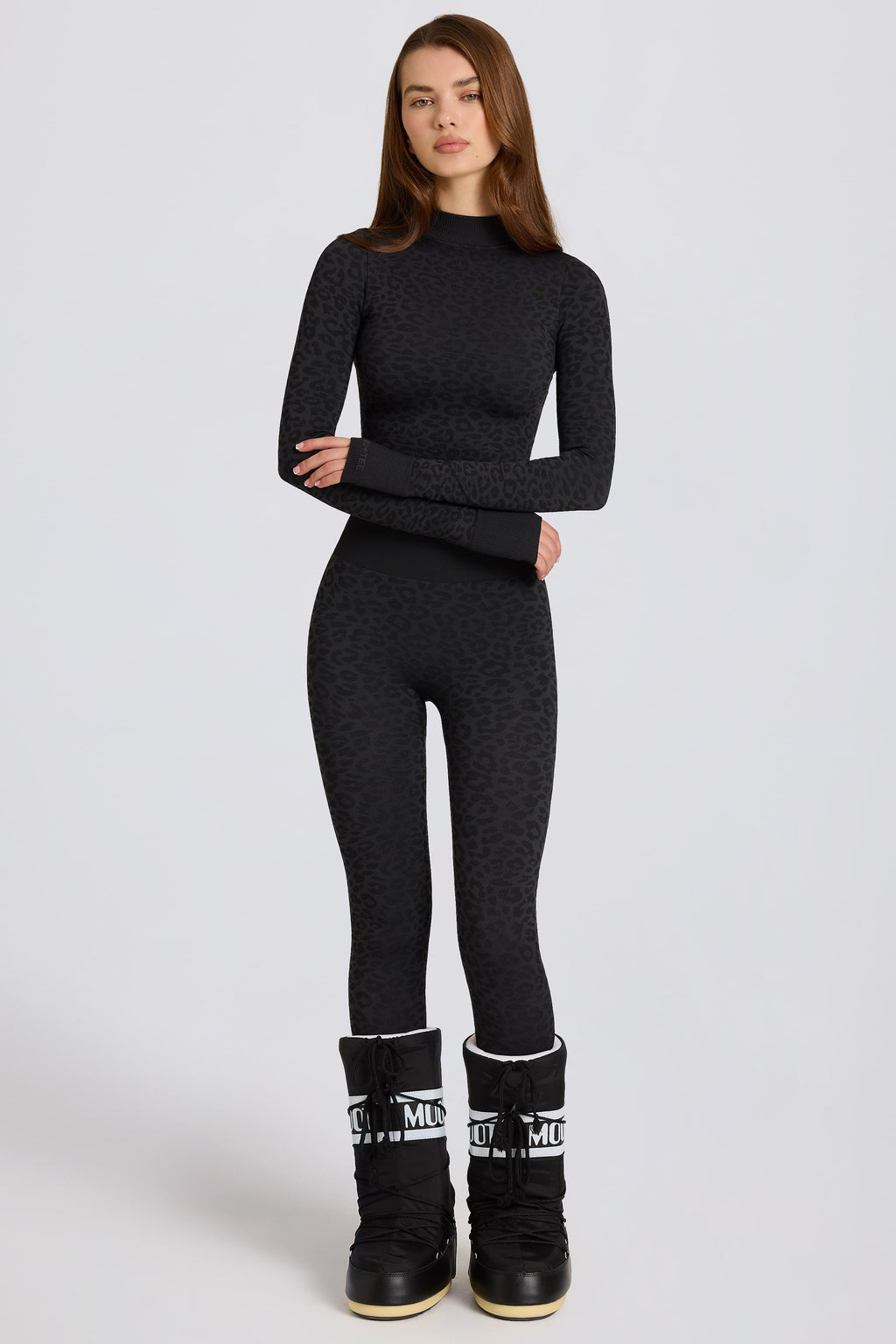 Chic Thermal Base-Layer Leggings in Black Leopard