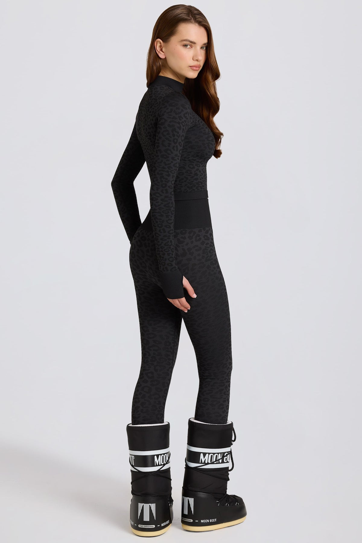 Chic Thermal Base-Layer Leggings in Black Leopard