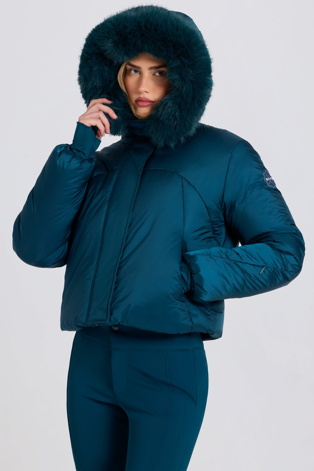 Chic Waterproof Faux-Fur Hood Cropped Ski Jacket in Teal