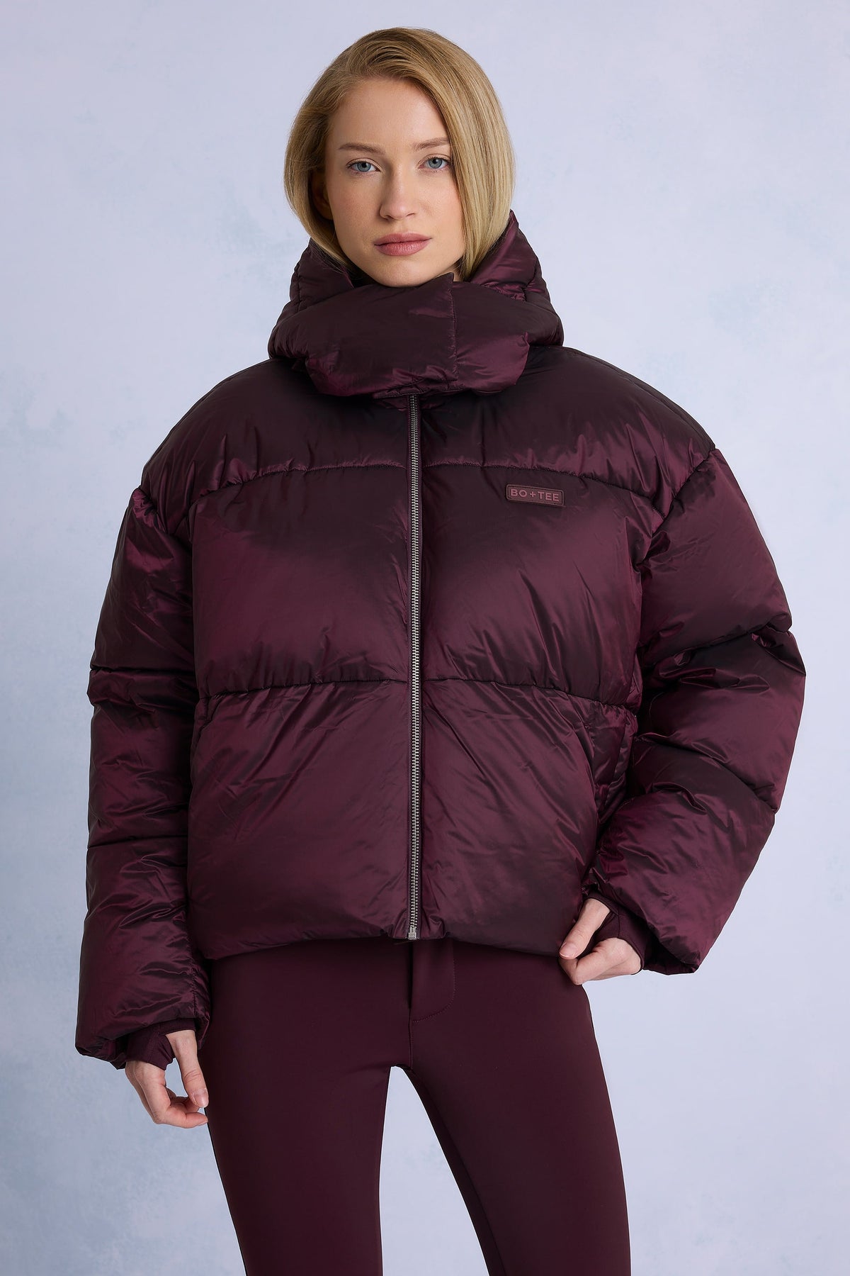 Chic Waterproof Cropped Oversized Ski Jacket in Burgundy