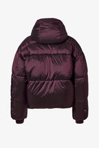 Chic Waterproof Cropped Oversized Ski Jacket in Burgundy