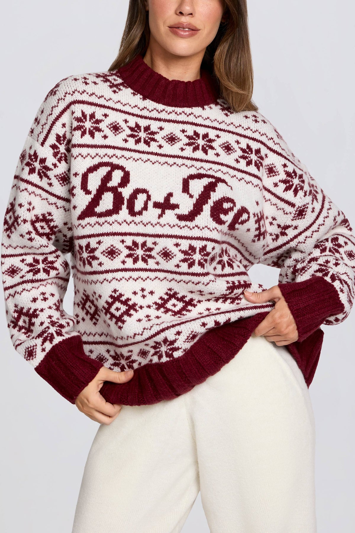 Chic Jacquard-Knit Oversized Jumper in Crimson Red