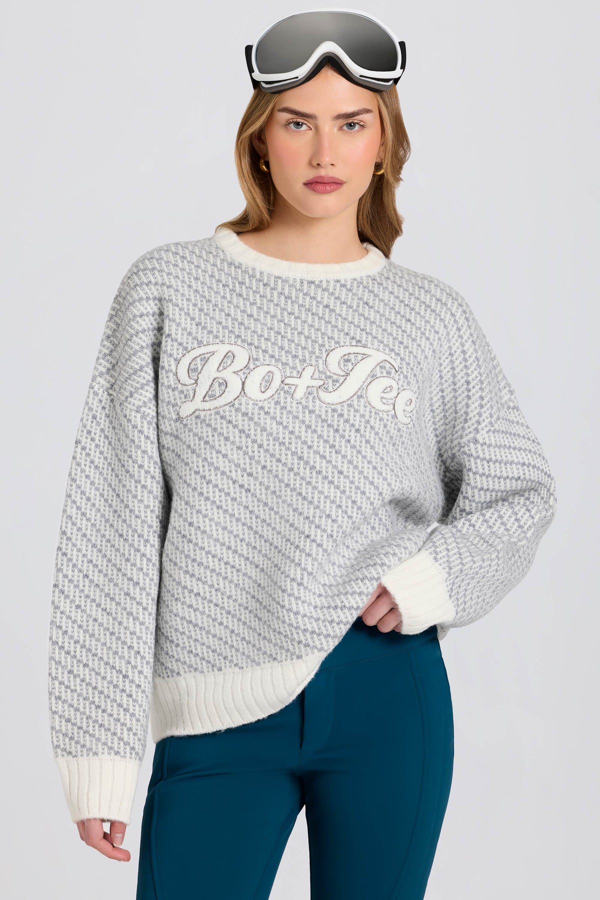 Chic Knit Logo Oversized Jumper in Ice