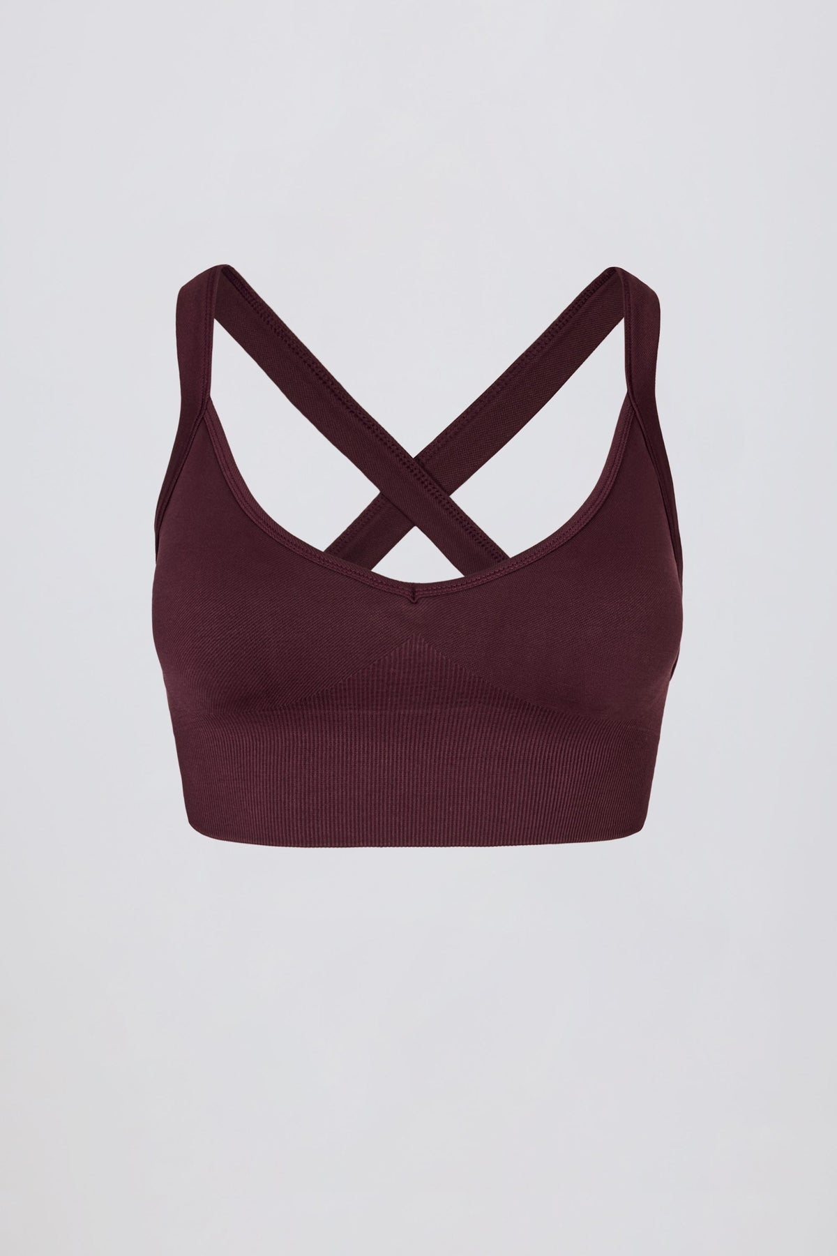 Chic Super Sculpt Seamless Crossback Sports Bra in Burgundy