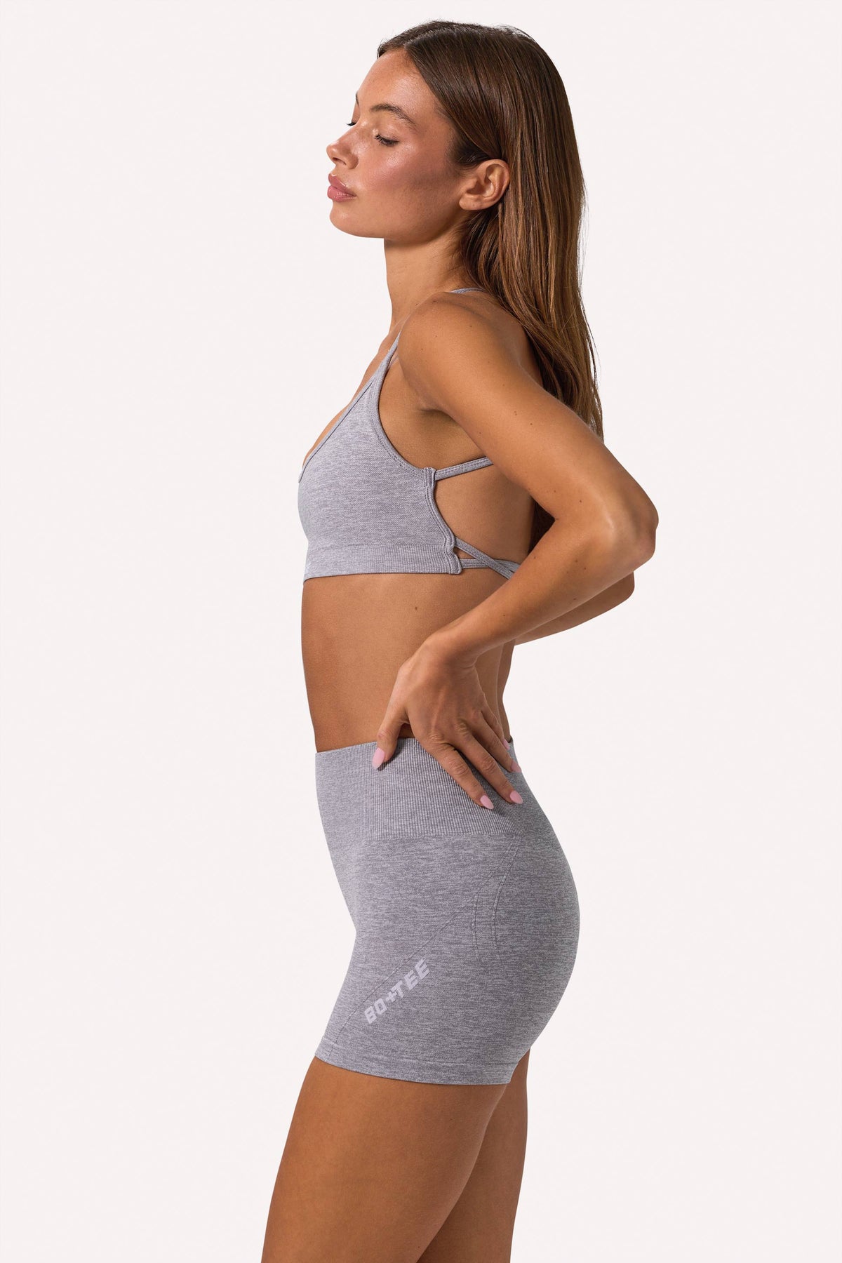 Chic Super Sculpt Seamless Backless Sports Bra in Grey Marl