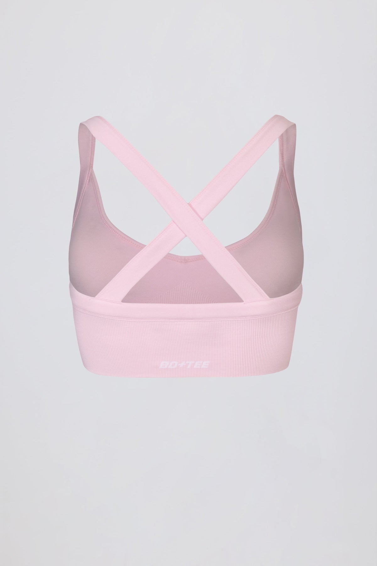 Chic Super Sculpt Seamless Crossback Sports Bra in Soft Pink