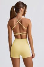 Chic Super Sculpt Seamless Backless Sports Bra in Butter