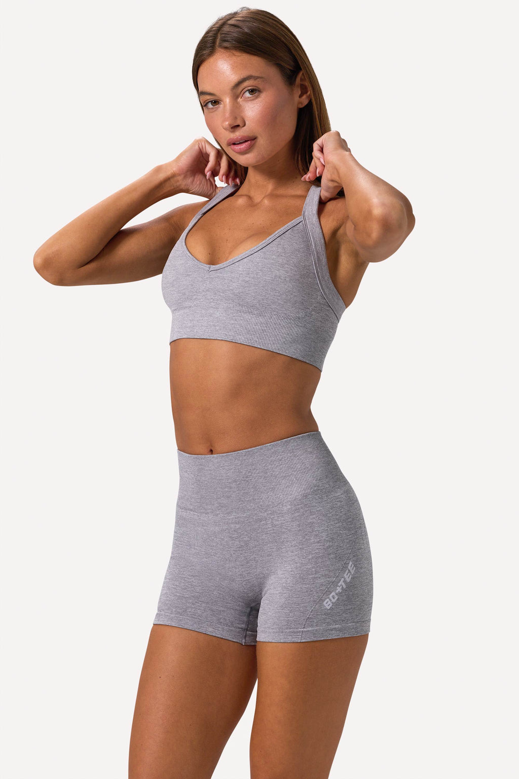 Chic Super Sculpt Seamless Crossback Sports Bra in Grey Marl