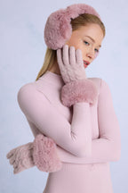 Chic Knit Faux-Fur Cuff Gloves in Powder Pink