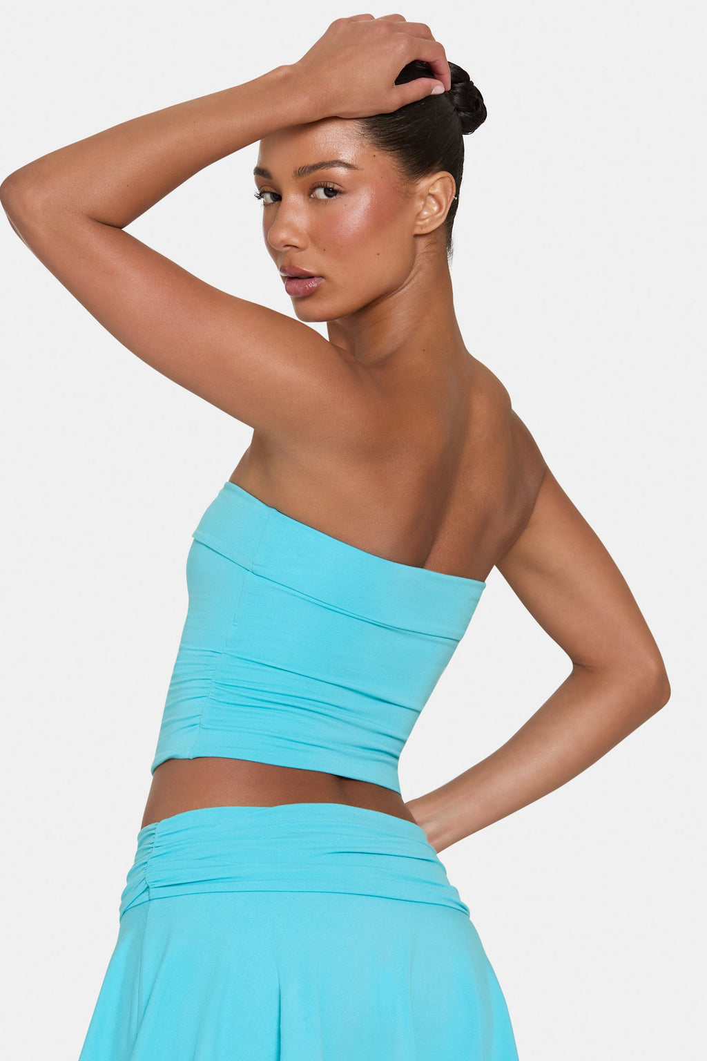 Chic ButterCloud Tube Top in Aqua