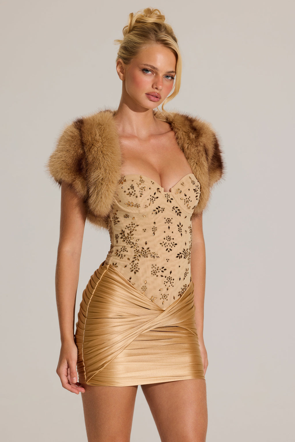 Chic Faux-Fur Short Sleeve Bolero in Mink
