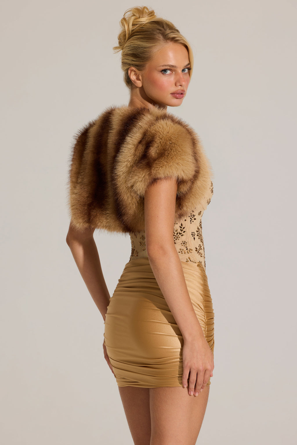 Chic Faux-Fur Short Sleeve Bolero in Mink