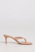 Chic Heeled Thong Sandals in Soft Tan