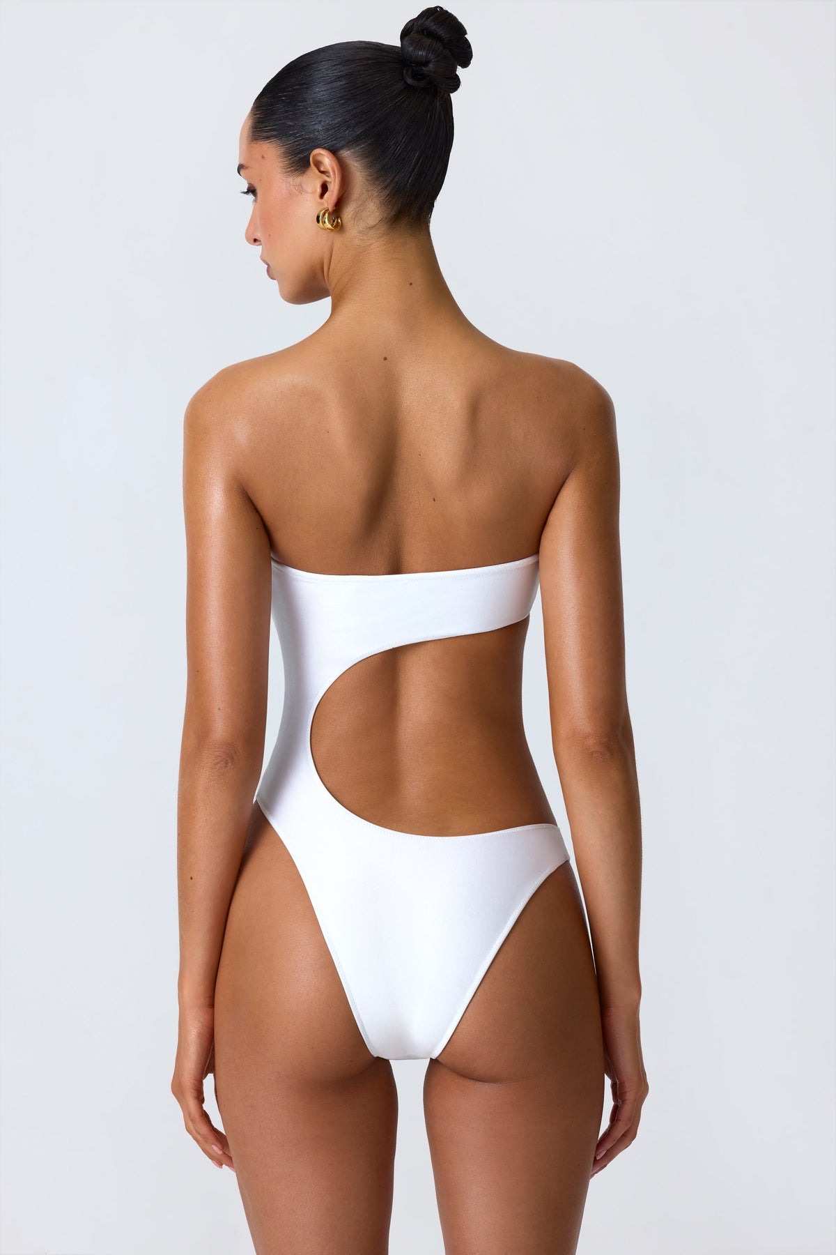Chic Bead-Embellished Cut-Out Bandeau Swimsuit in White