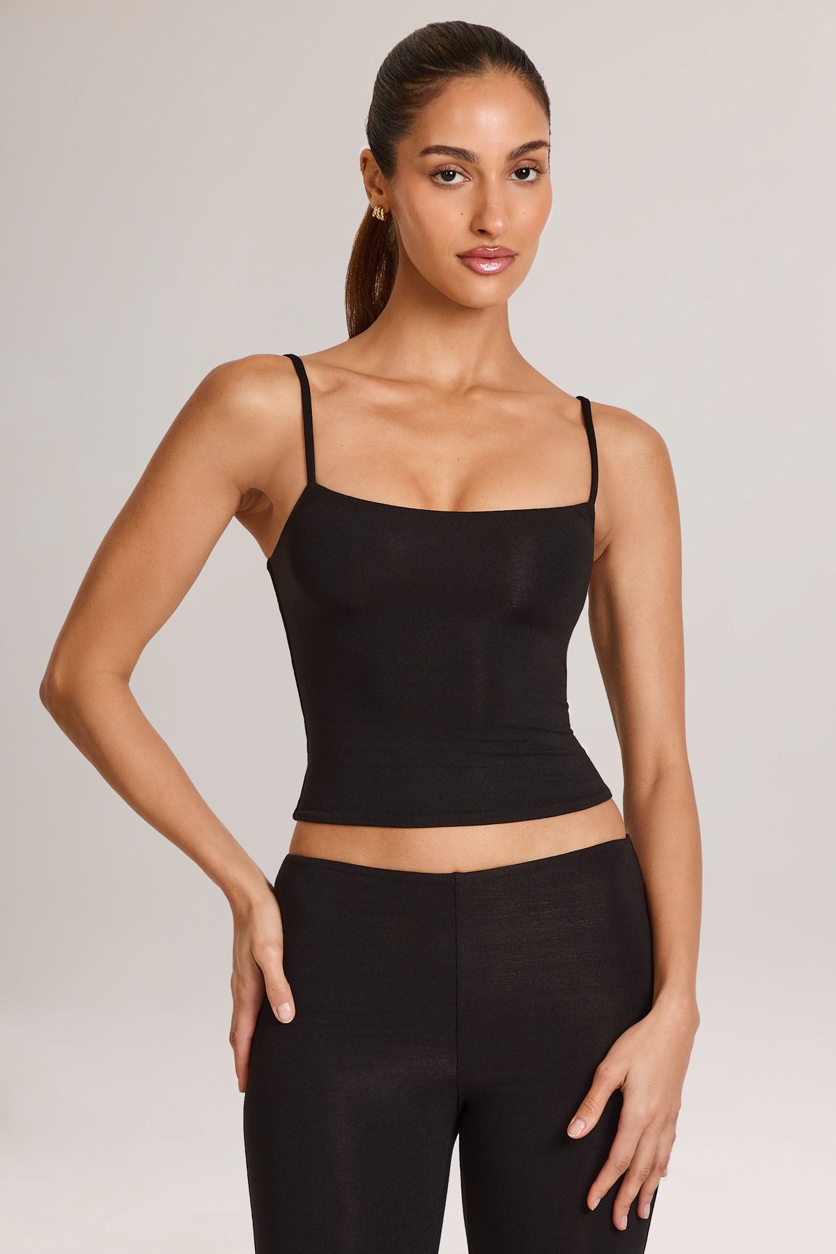 Chic Modal Scoop-Neck Tank Top in Black
