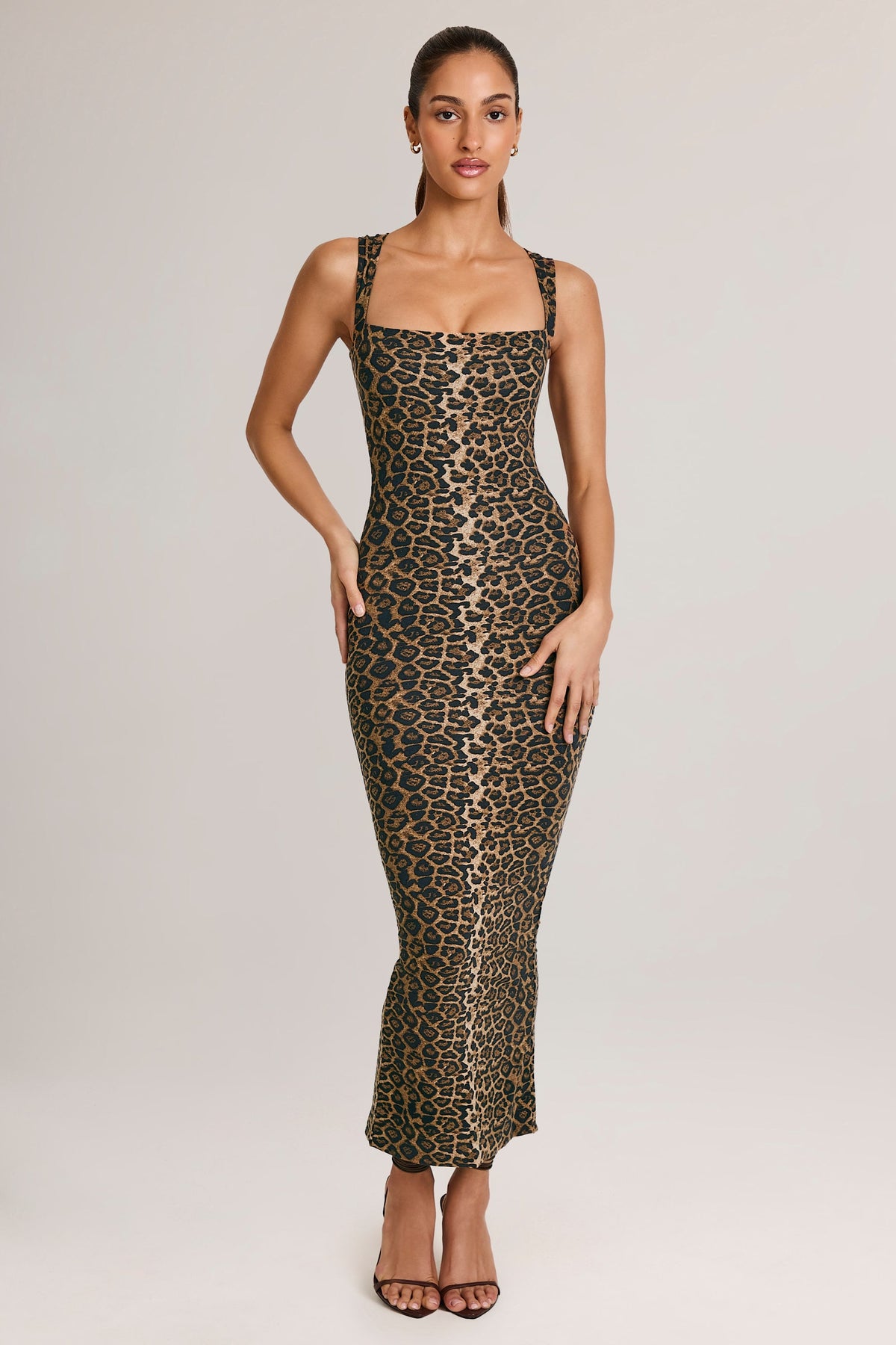 Chic Modal Square-Neck Bodycon Midi Dress in Leopard Print