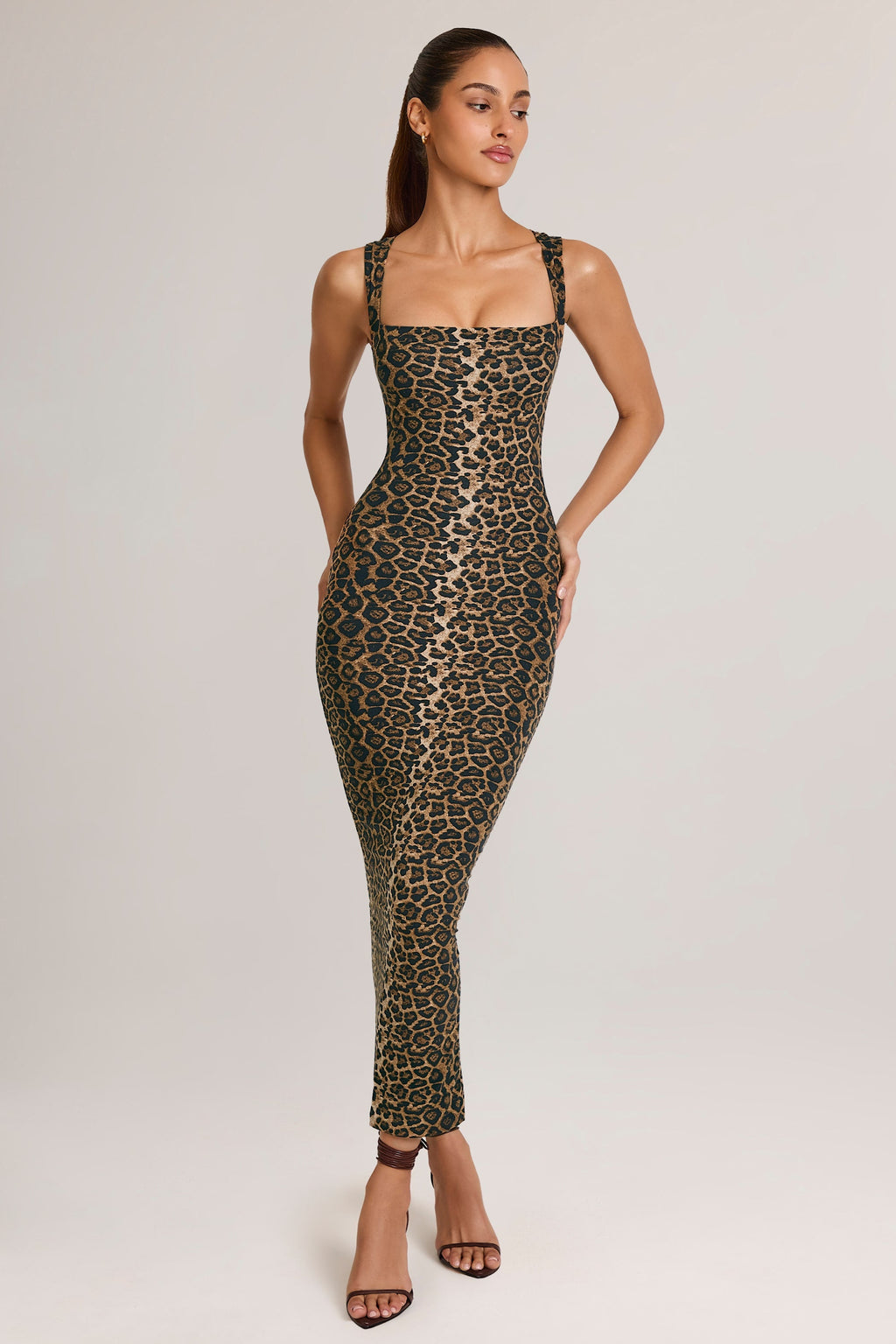 Chic Modal Square-Neck Bodycon Midi Dress in Leopard Print