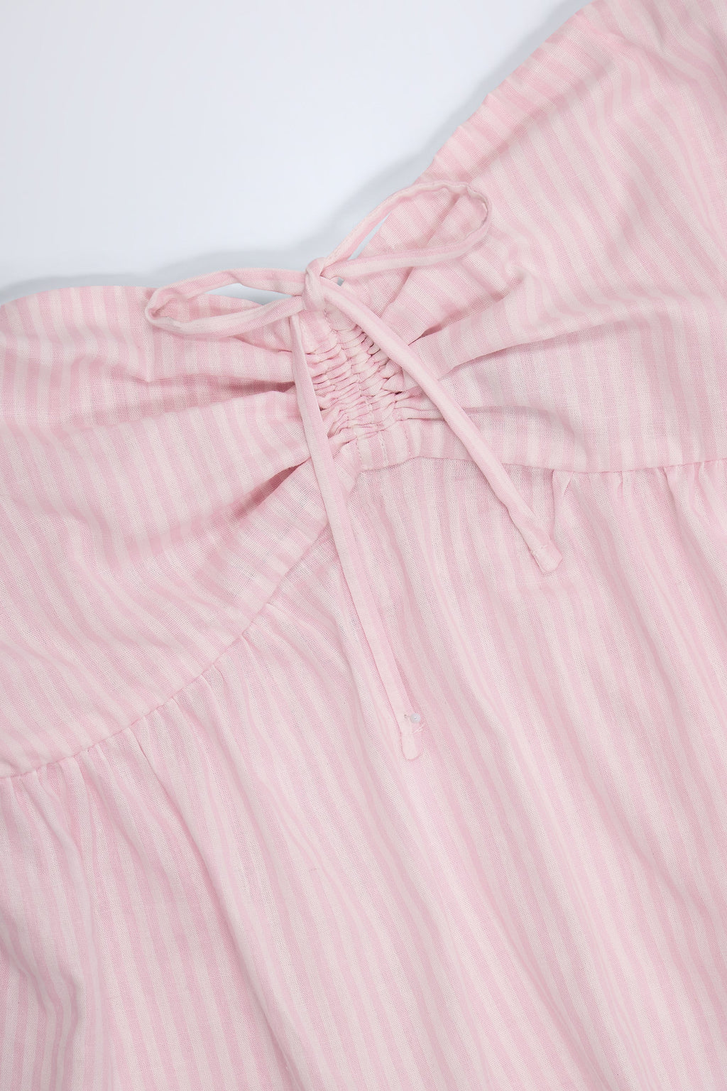 Chic Tie-Front Strapless Cotton-Poplin Crop Top in Pink White Stripe