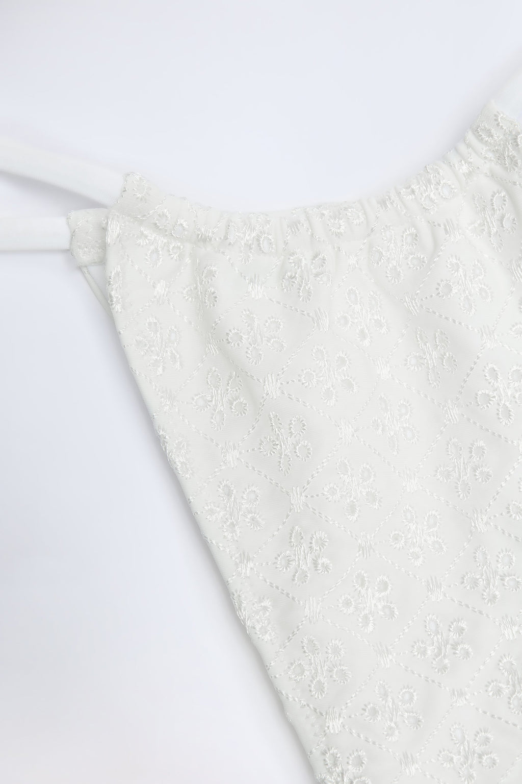Chic Broderie Anglaise Drawstring Bikini Bottoms in White