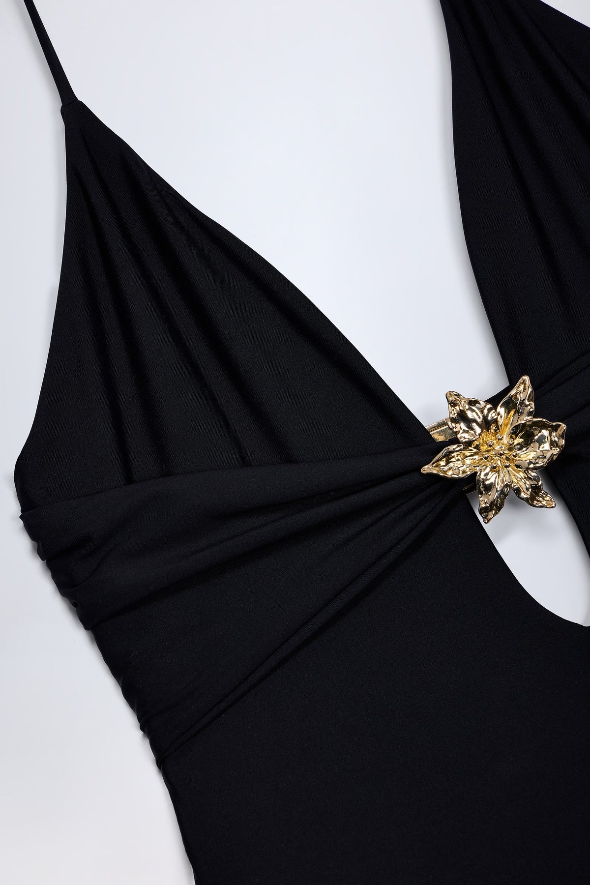 Chic Cut-Out Hardware-Detail Swimsuit in Black