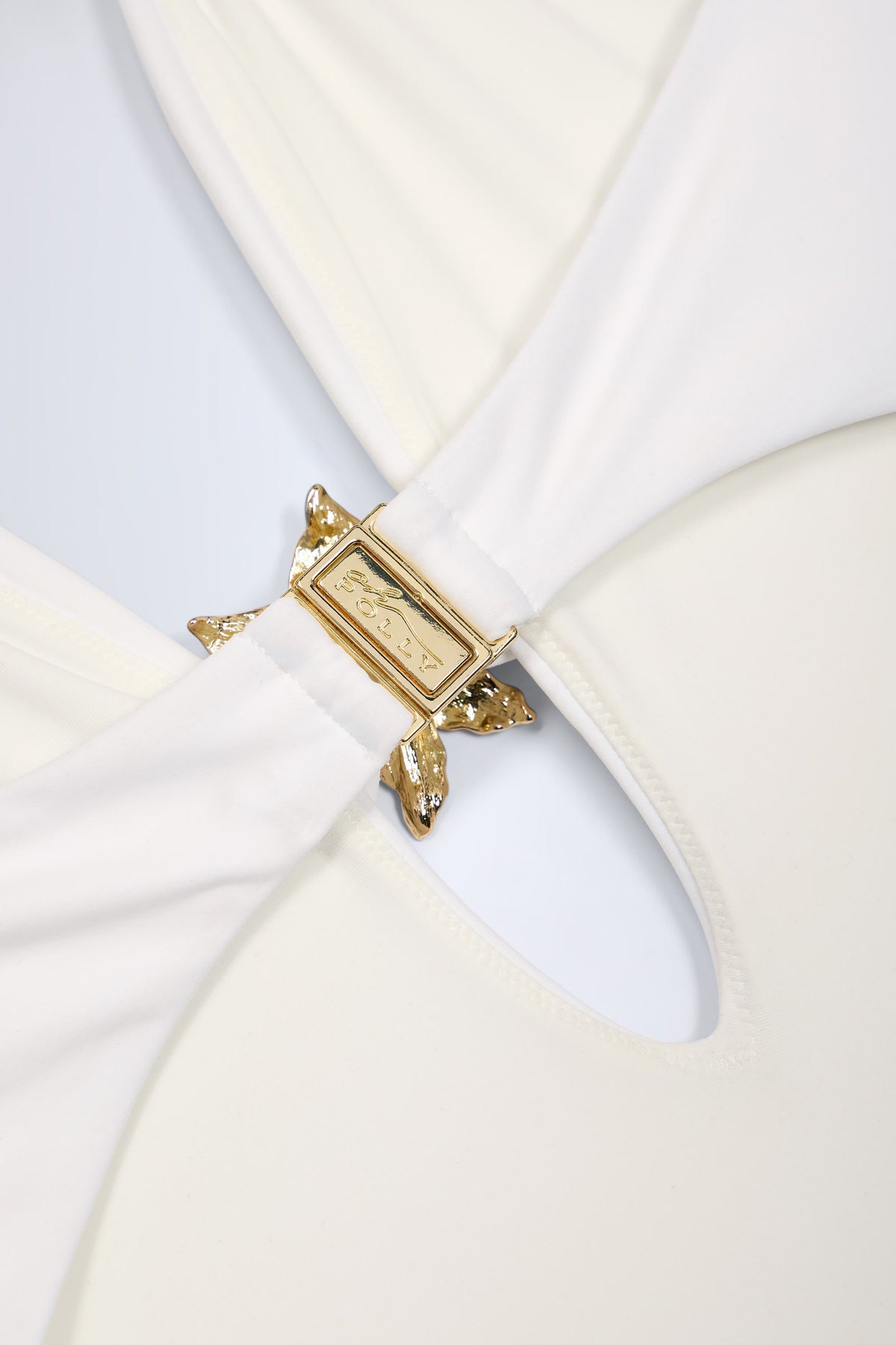 Chic Cut-Out Hardware-Detail Swimsuit in White