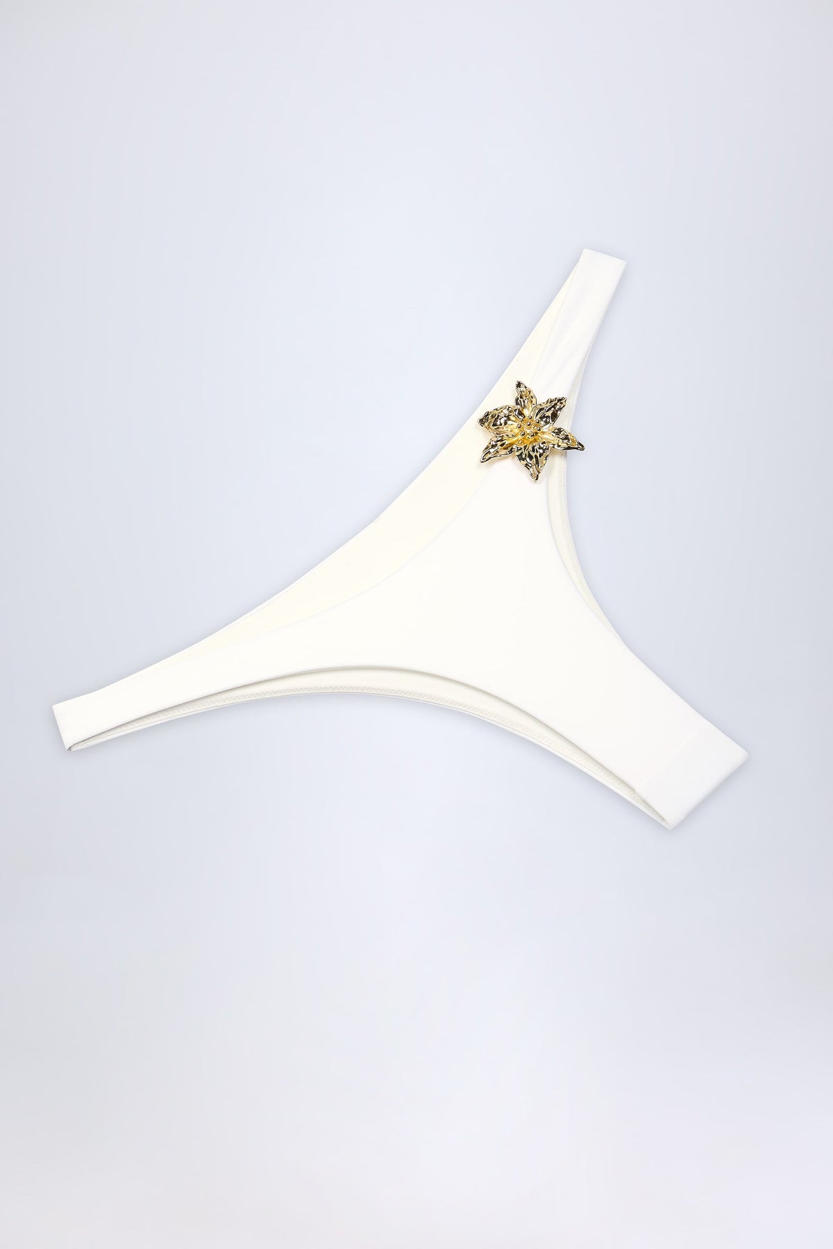 Chic Hardware-Detail Cheeky Bikini Bottoms in White