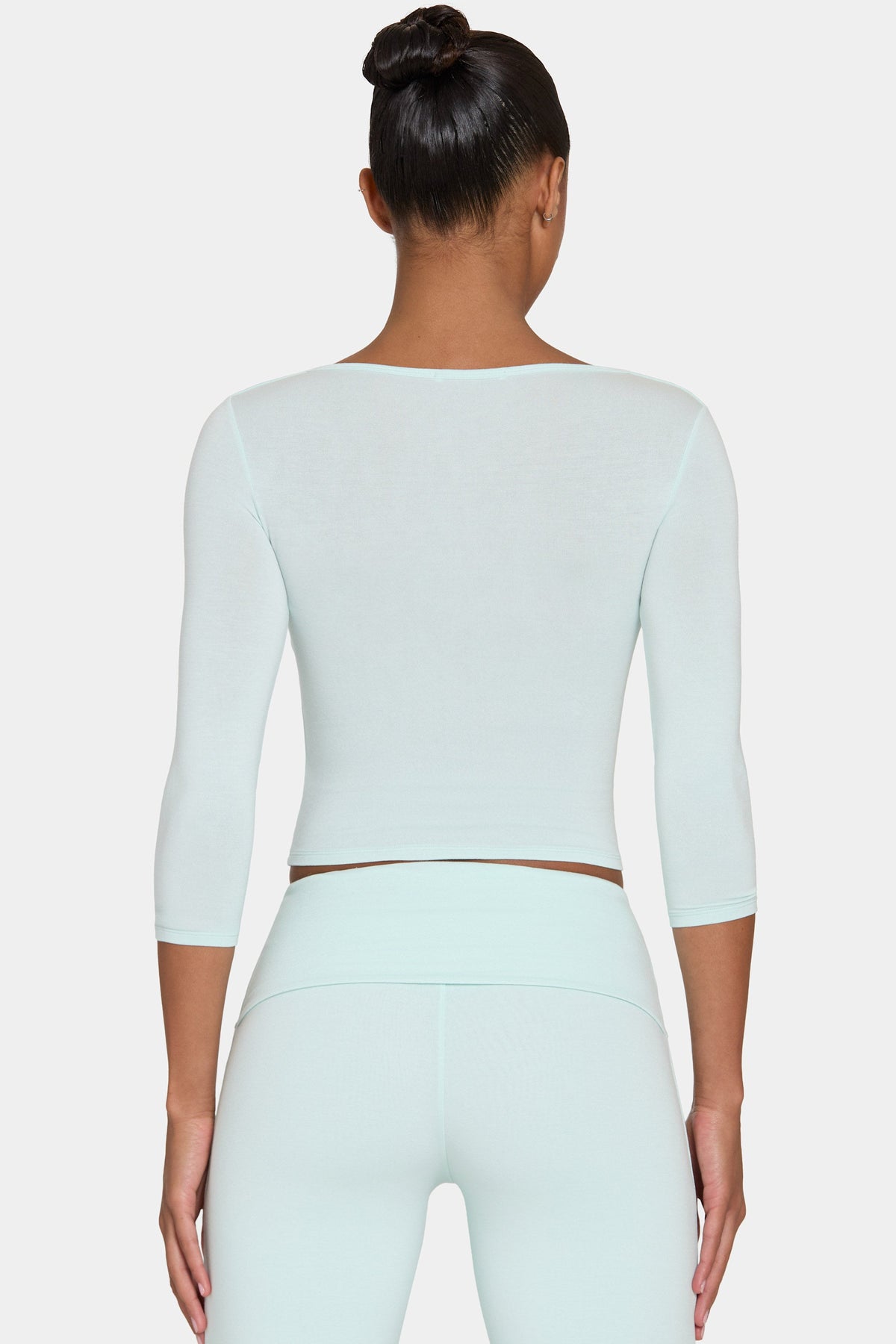 Chic ButterCloud 34 Sleeve Top in Peppermint