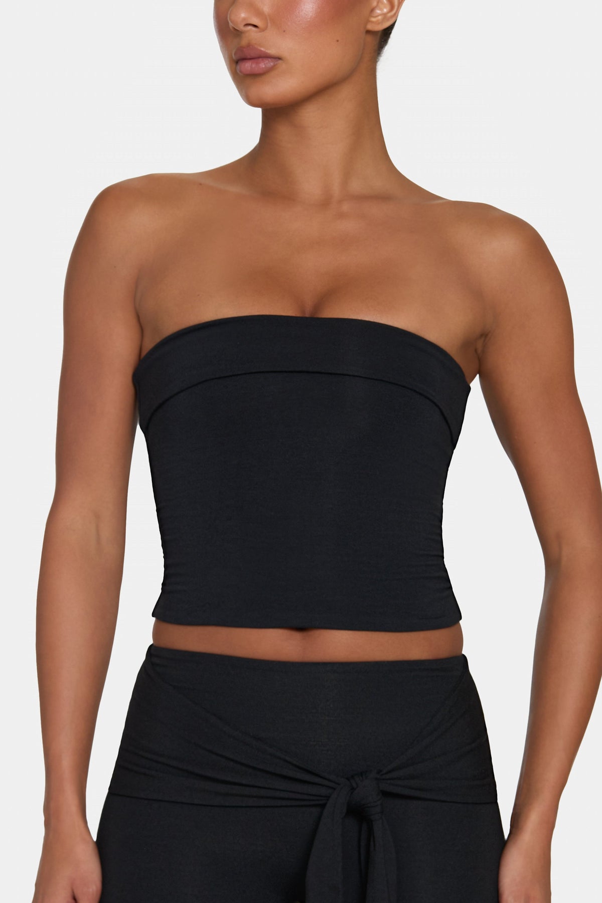 Chic ButterCloud Tube Top in Black