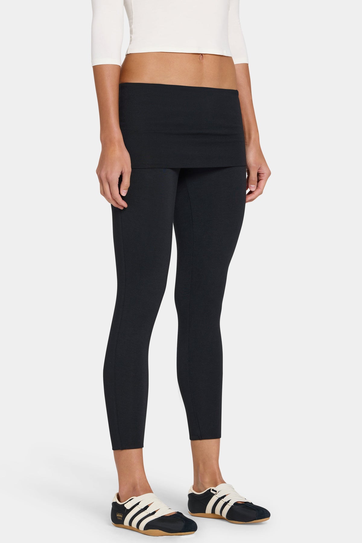 Chic ButterCloud 78 Leggings in Black