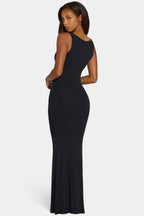 Chic ButterCloud Maxi Dress in Black